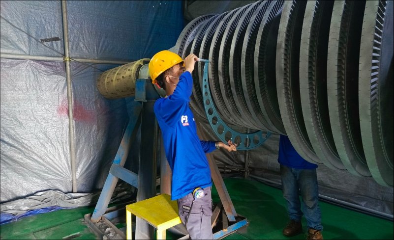 measurement outside diameter shaft turbine high pressure PT DIM